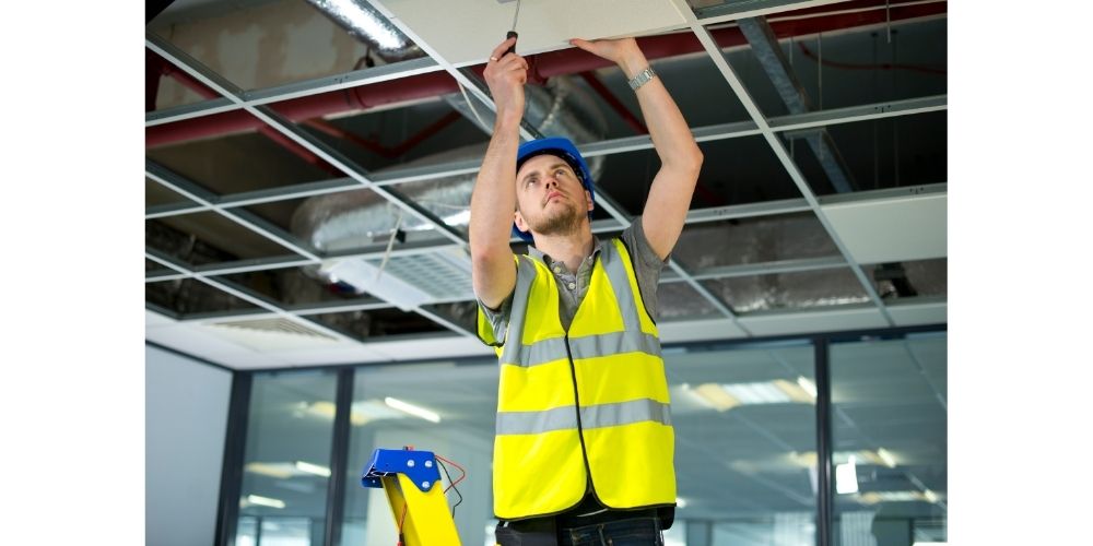 UK Ladder Classifications | How much weight can a step ladder hold | New ladder regulations 2019