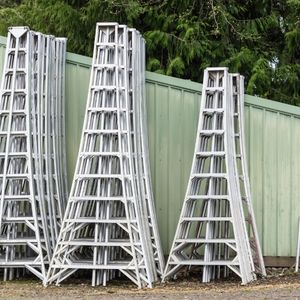 Aluminium ladders | Why are ladders made from aluminium | Why are aluminium ladders so popular